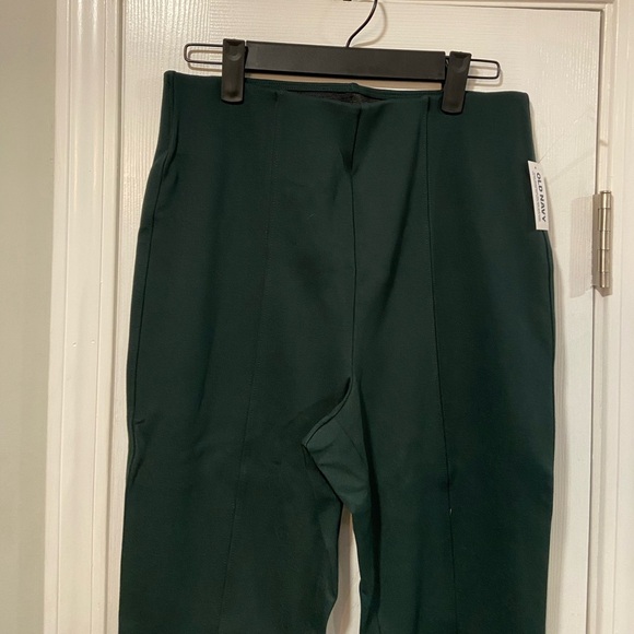 NWT Old Navy Size M Forrest Green Stevie Skinny Leggings Front Seam Stretch - Picture 2 of 10